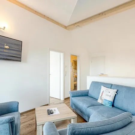 Holiday home Seewolke 2 *